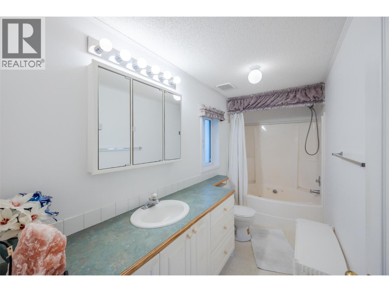 4505 MCLEAN CREEK Road Unit# E12, Okanagan Falls
