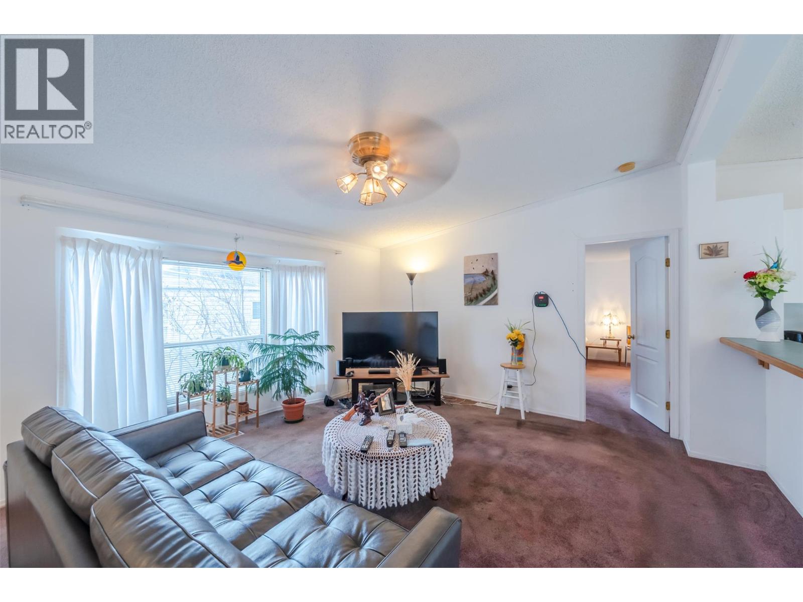 #E12 4505 MCLEAN CREEK Road - 1