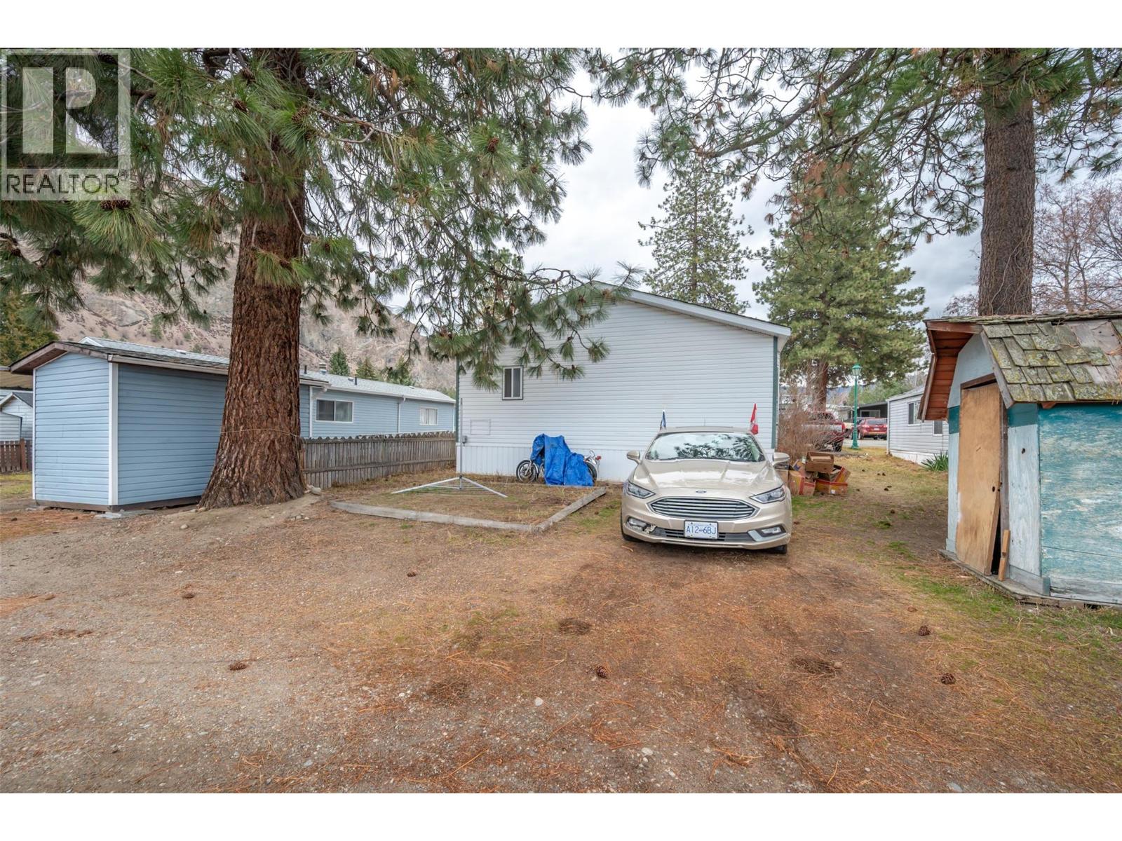 #E12 4505 MCLEAN CREEK Road - 24