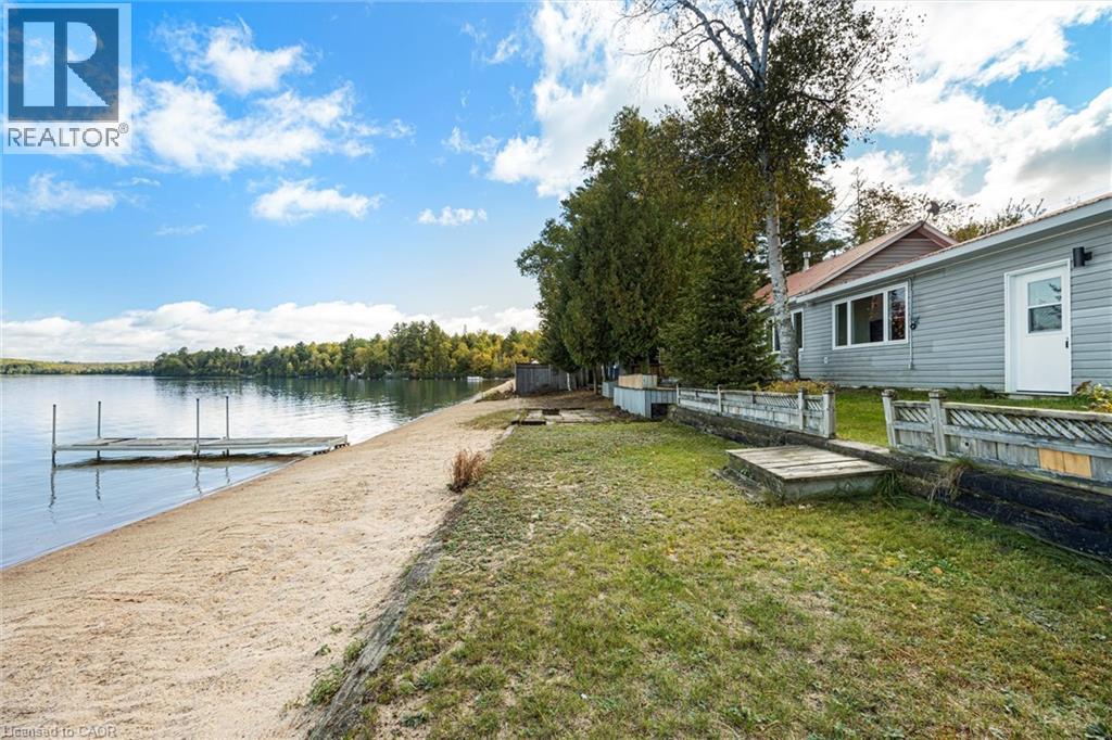 772 S BERNARD LAKE Road - 40