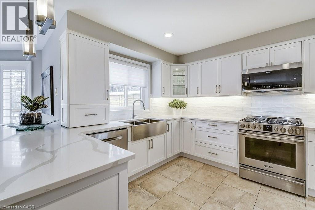 2080 MCKERLIE Crescent, Burlington, Ontario, L7M4E8 — Photo 15