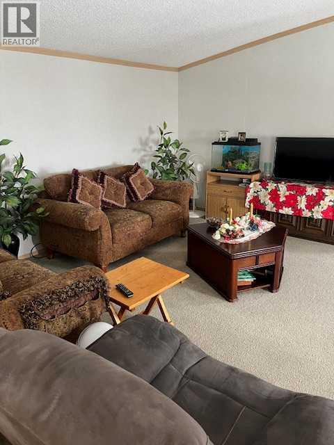 303 4th Avenue SW - 9