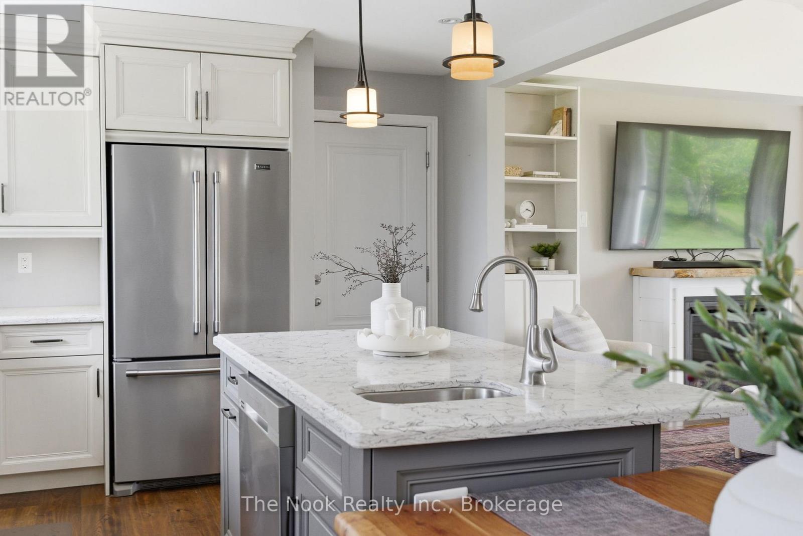 2165 COURTICE ROAD - 19