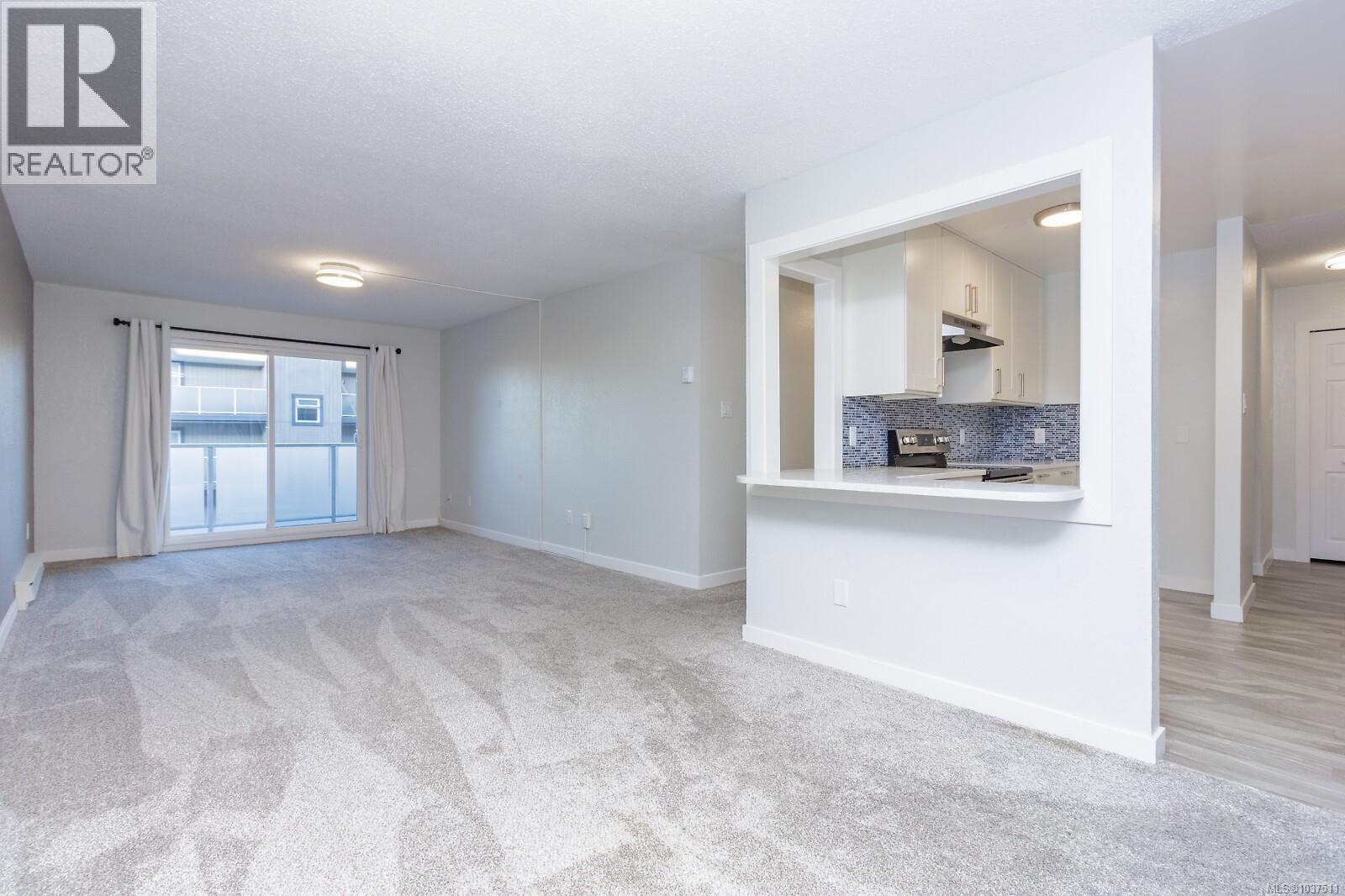 #210 3240 Glasgow Ave - 7