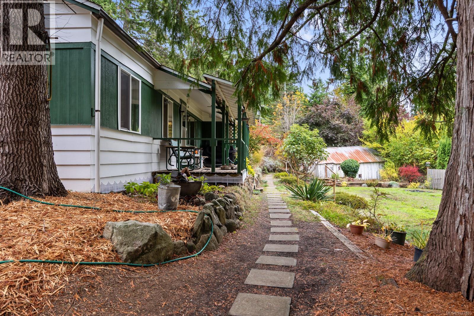 3296 Denman Rd - 31