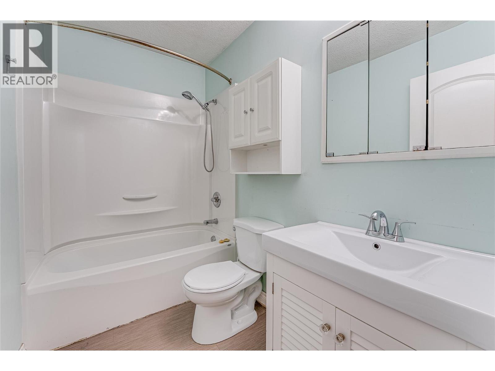 1309 43 Street, Vernon