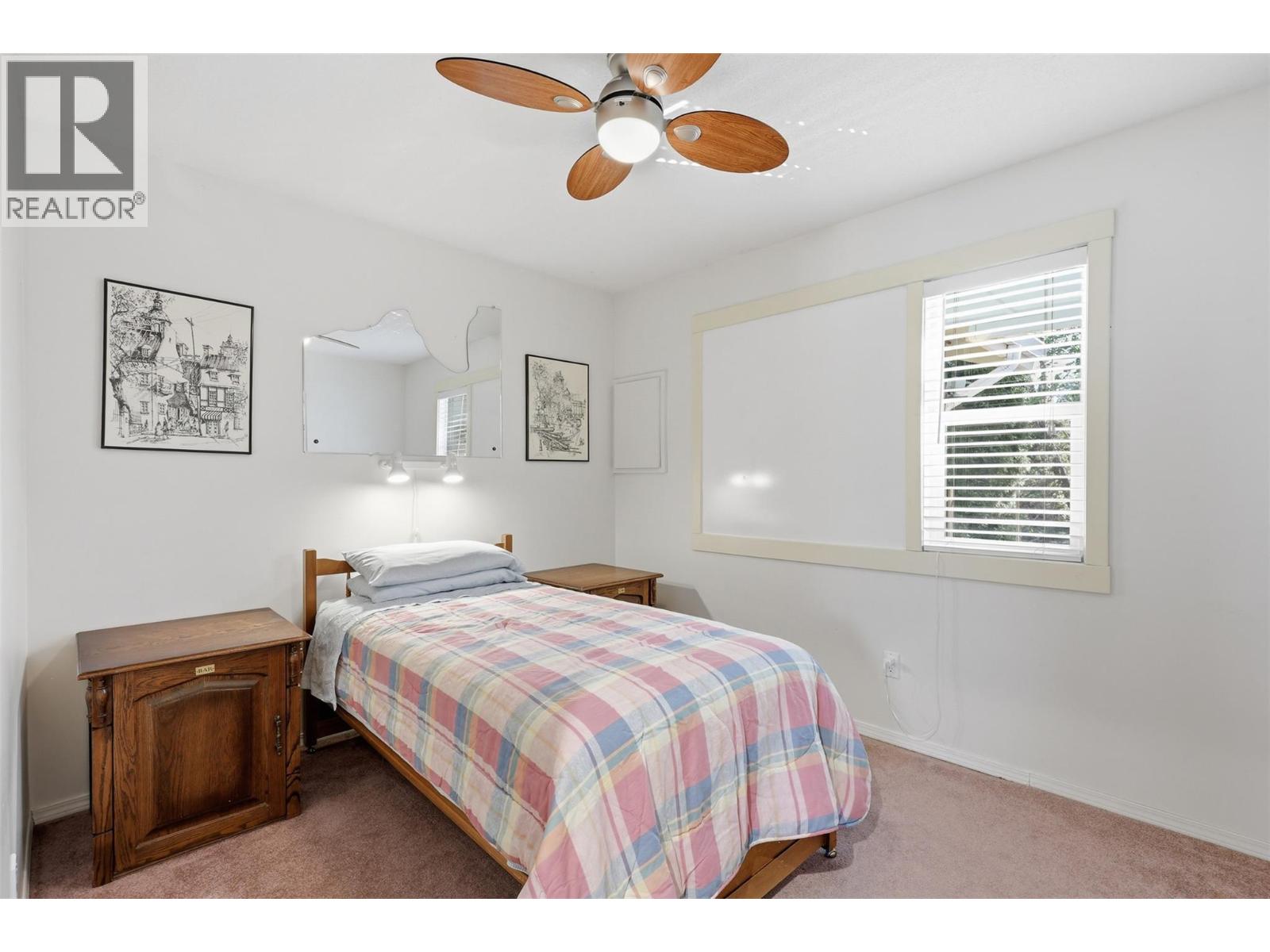 327 Lakeshore Drive - 25