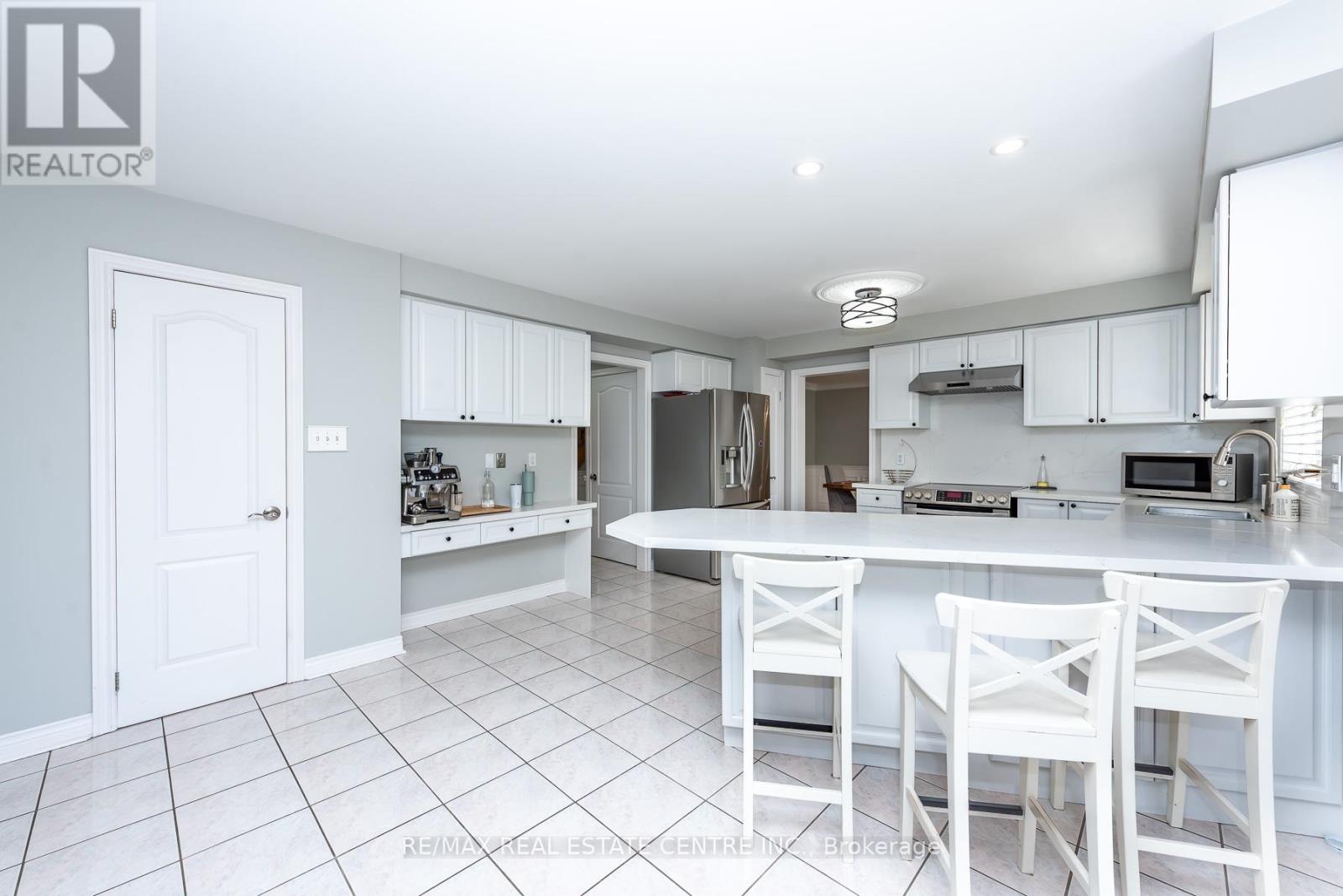 3408 TRELAWNY CIRCLE - 14