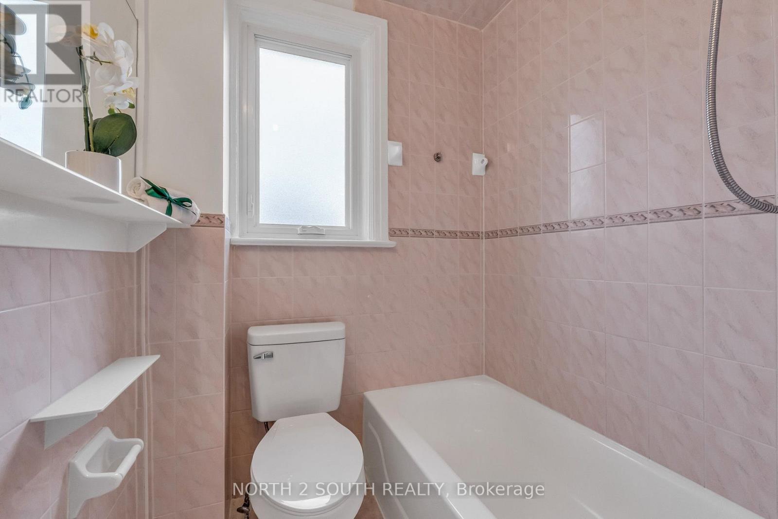 28 TEIGNMOUTH AVENUE - 22
