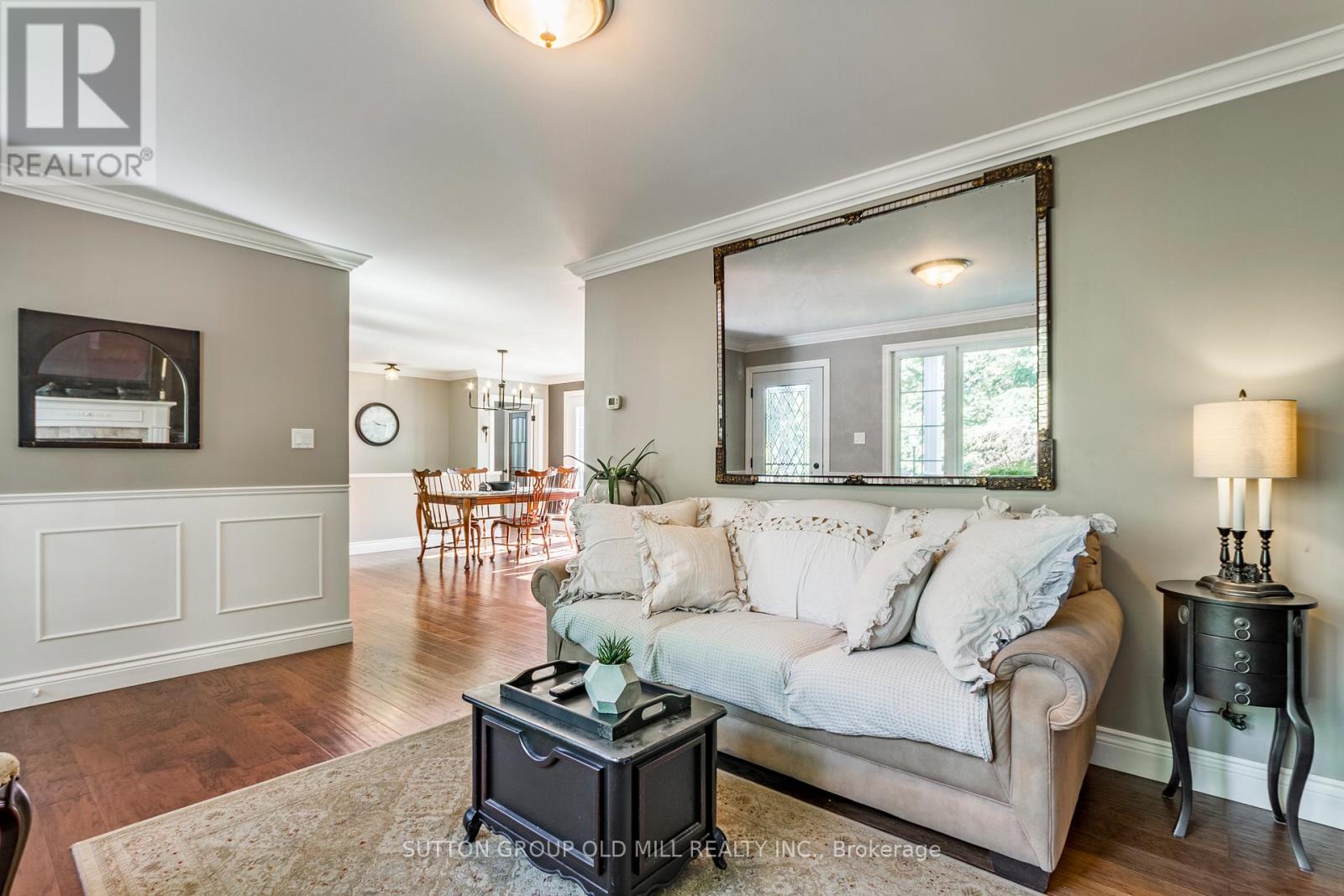 17 KING STREET - 21