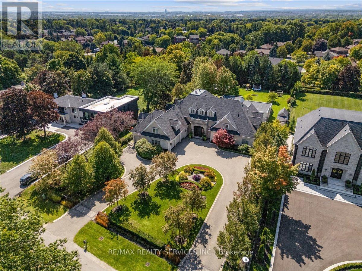 574 CONSERVATION DRIVE - 1
