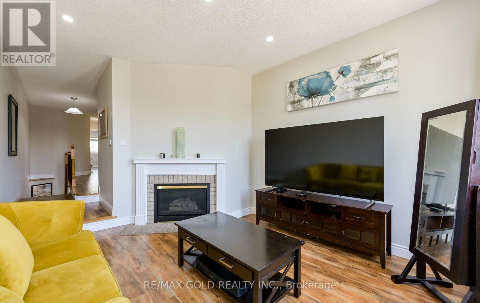 171 FERNFOREST DRIVE - 14