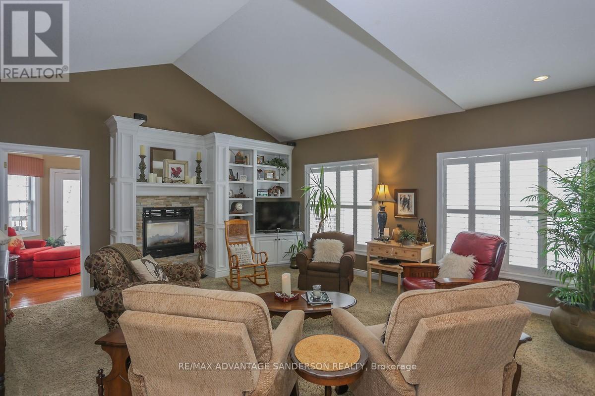 1796 GAINSBOROUGH ROAD - 21