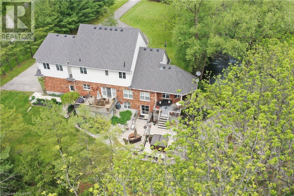 1796 GAINSBOROUGH ROAD - 4
