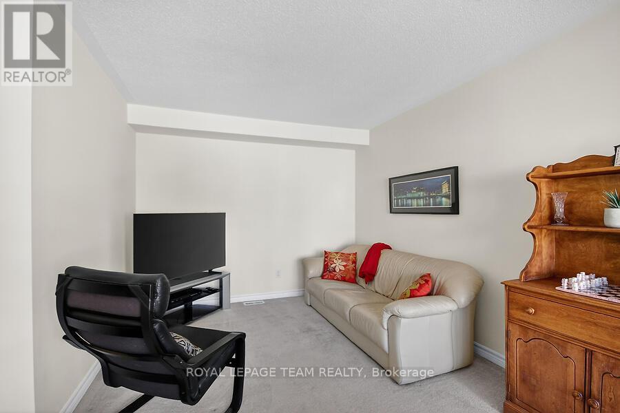 126 GRENADINE STREET - 9