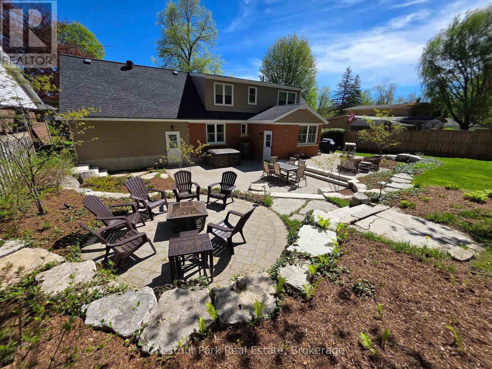 360 2ND AVENUE W - 38