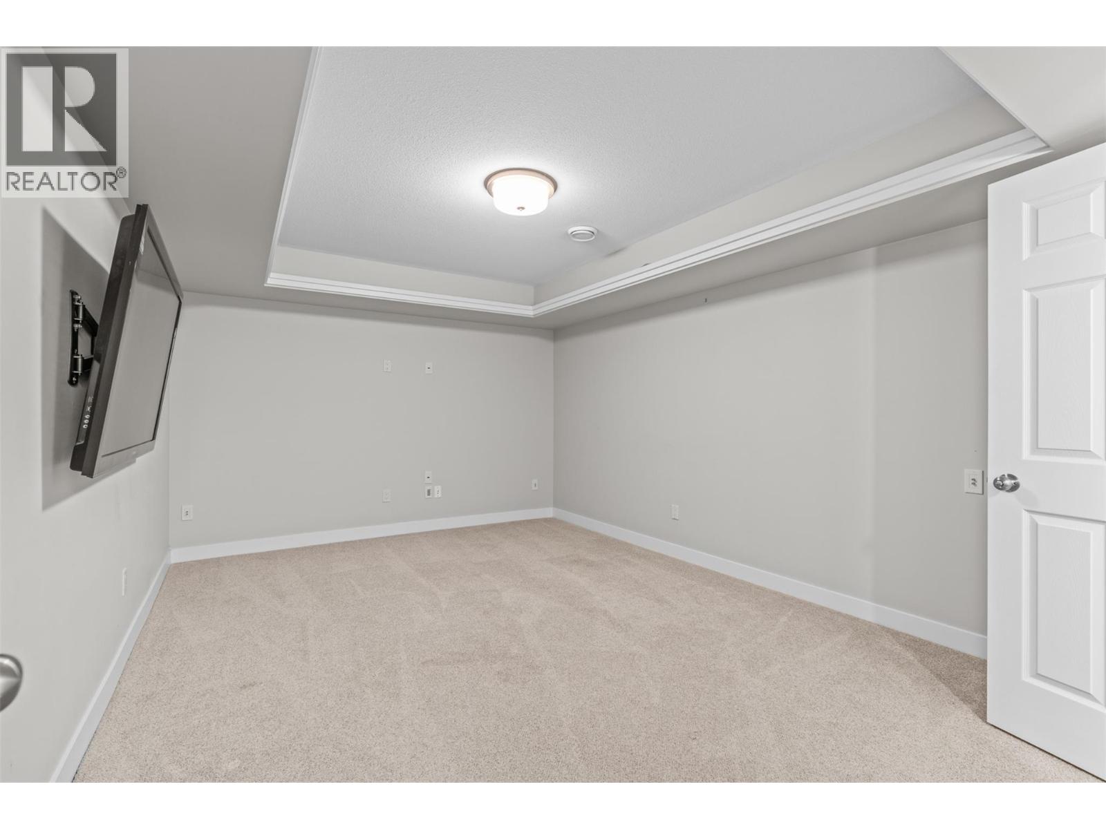 #140 3780 Schubert Road - 8