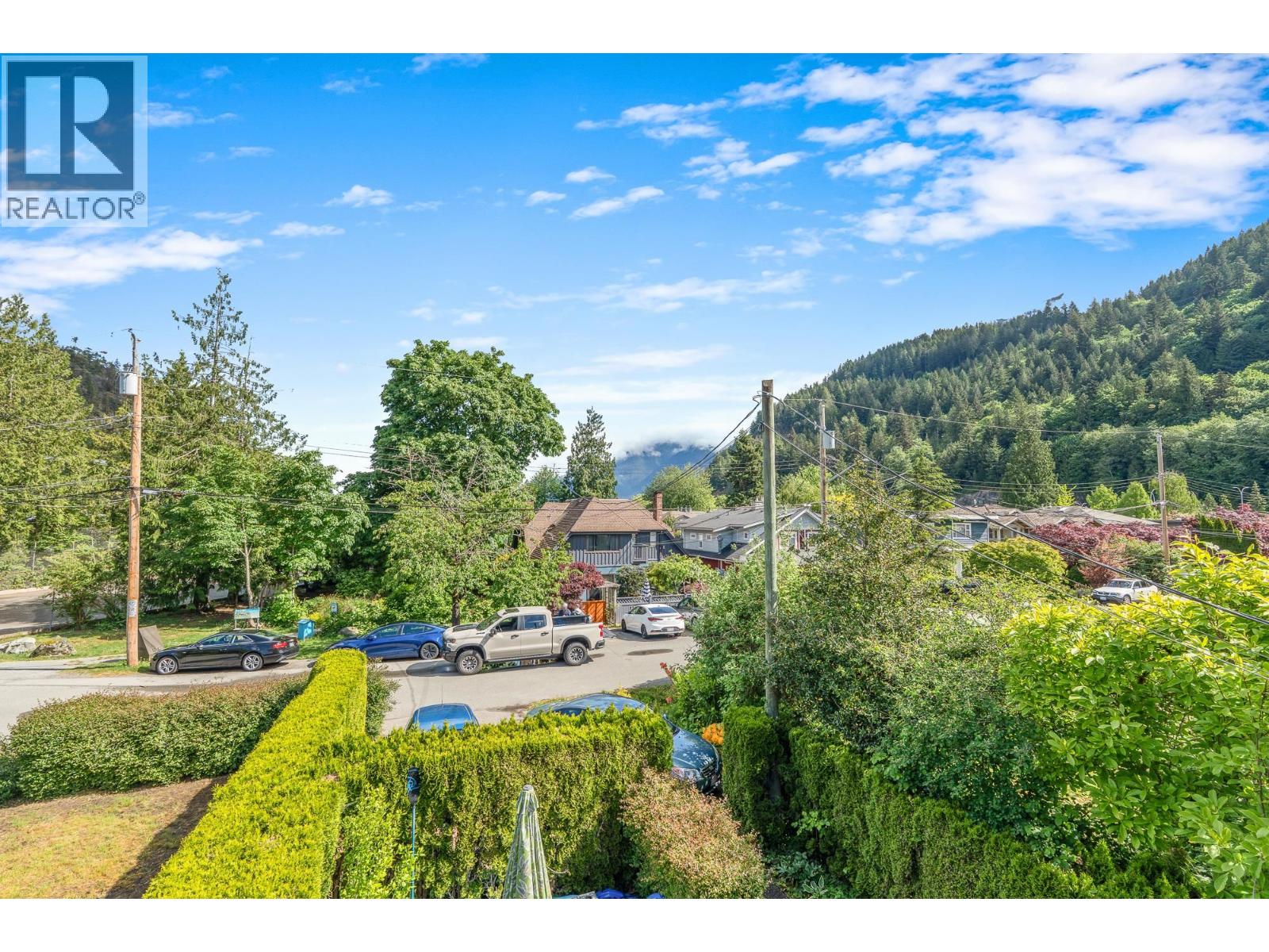 6372 DOUGLAS STREET, West Vancouver