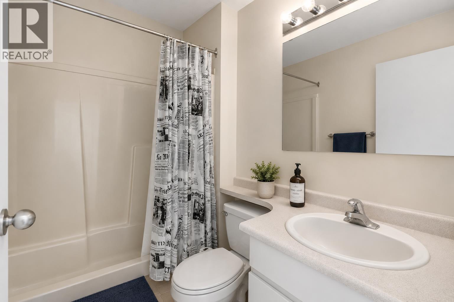 6372 DOUGLAS STREET, West Vancouver
