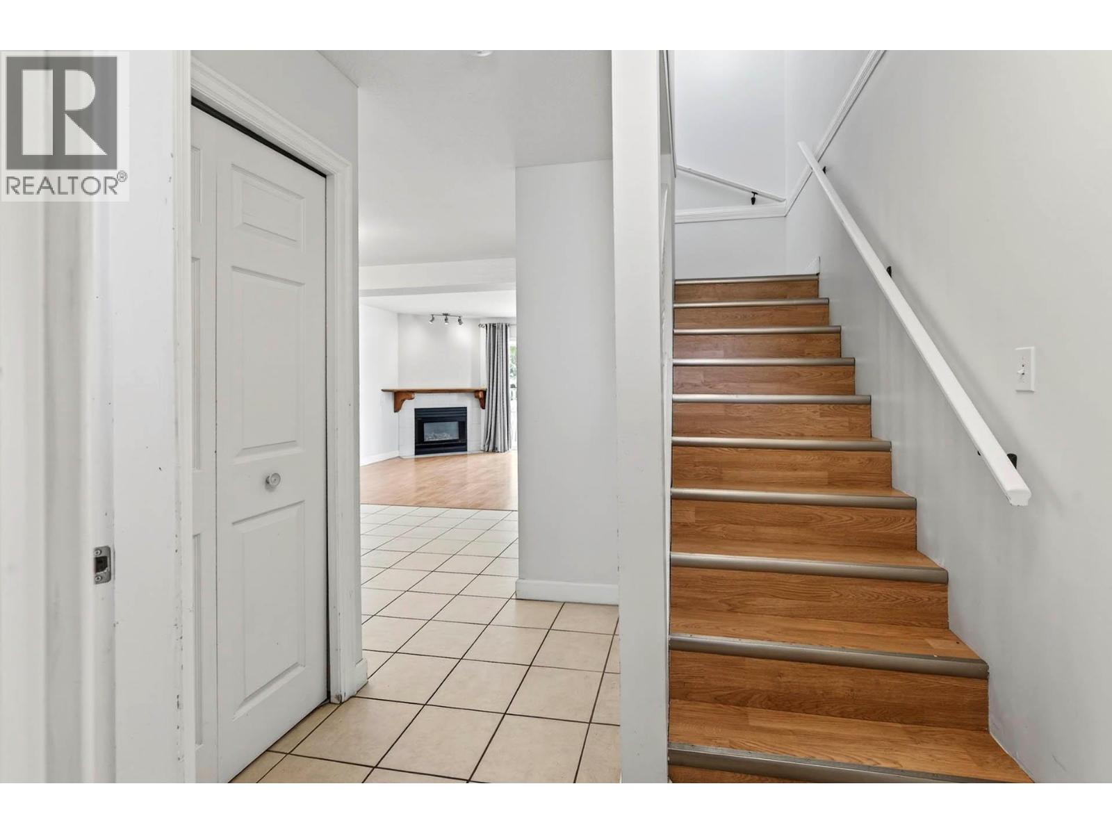 #3 790 Holt Street - 20
