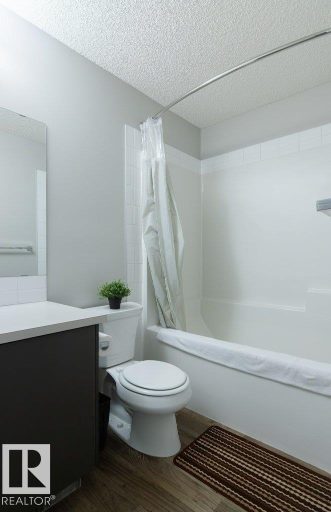 215 SOUTHFORK DR — photo 22