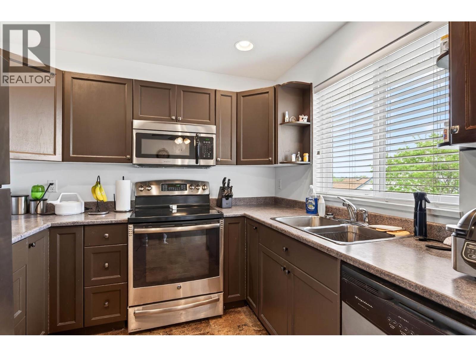 2359 Whitburn Crescent - 13