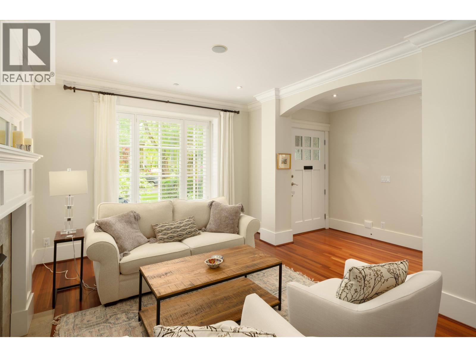 4275 W 14TH AVENUE — photo 4