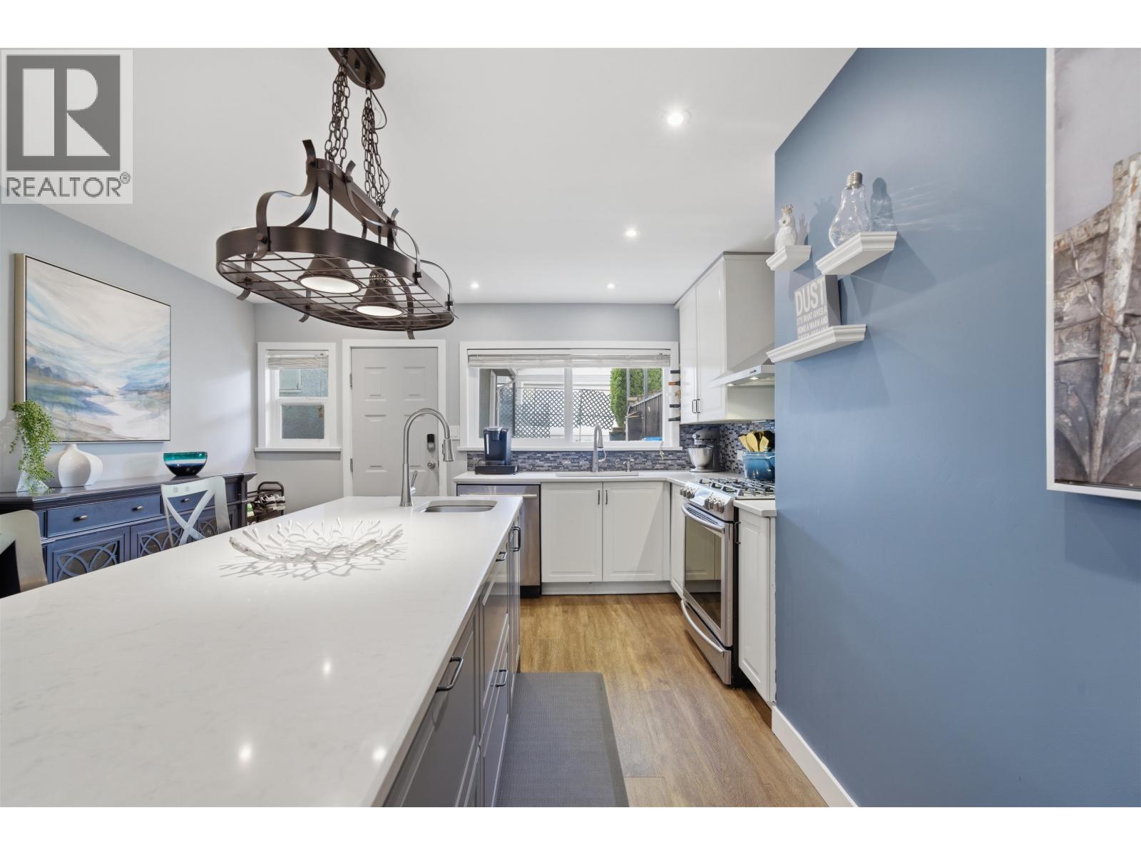 1315 EIGHTH AVENUE, New Westminster