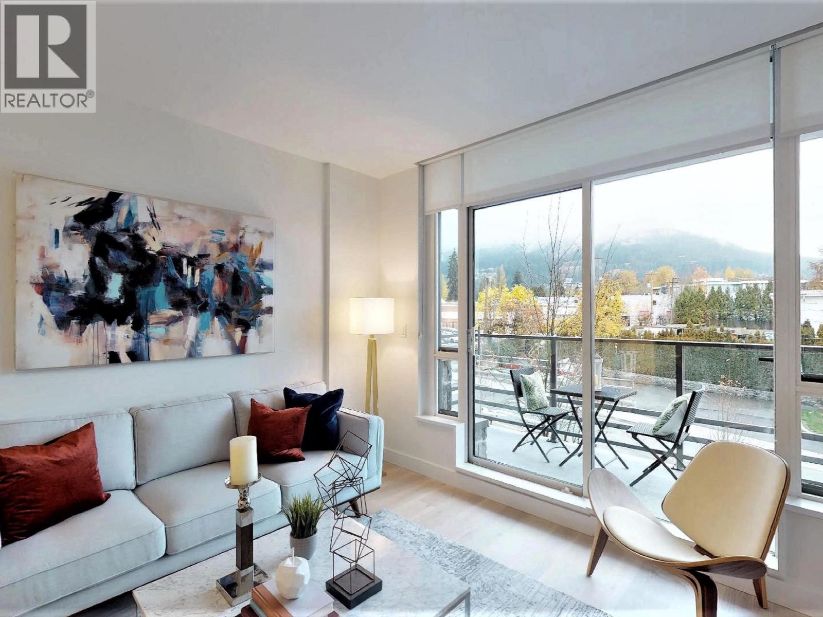 202 1295 CONIFER STREET, North Vancouver