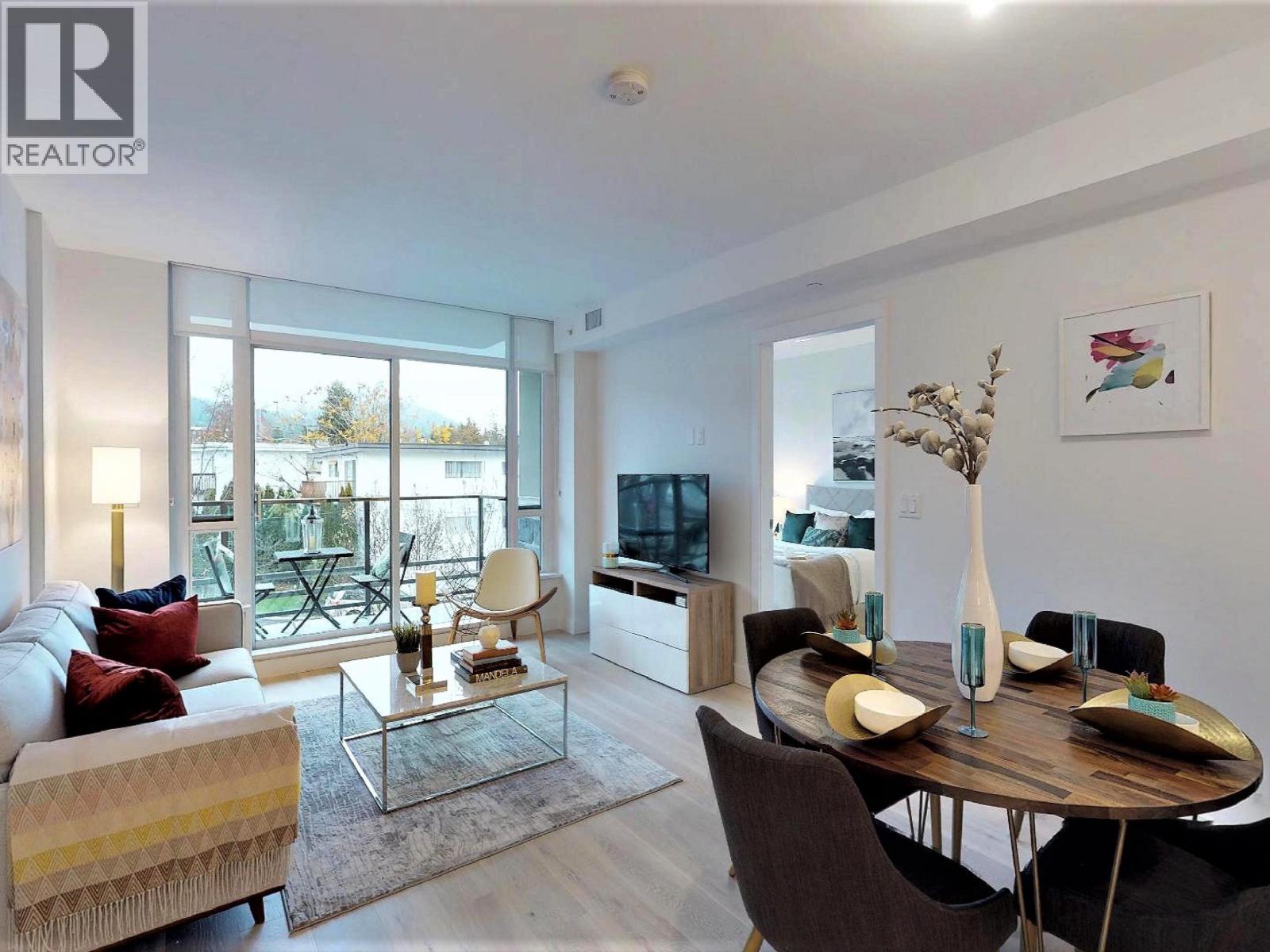 202 1295 CONIFER STREET, North Vancouver