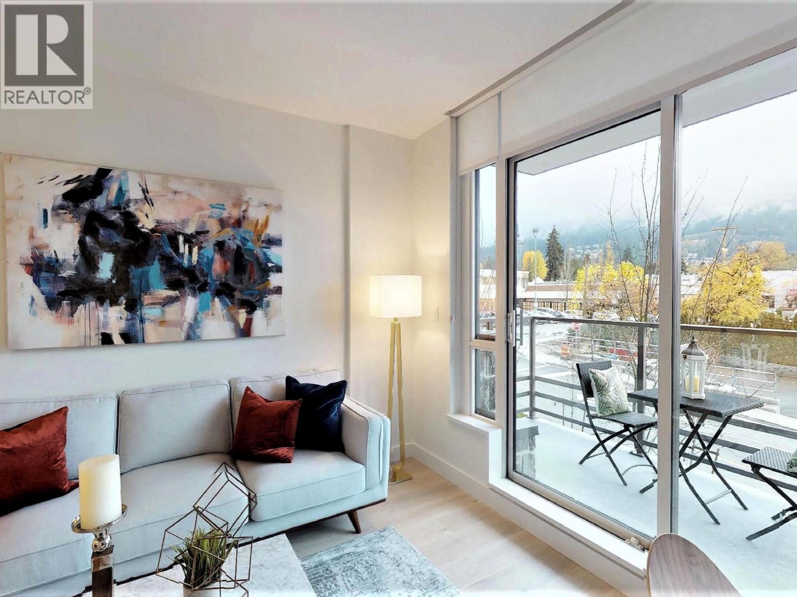 202 1295 CONIFER STREET, North Vancouver