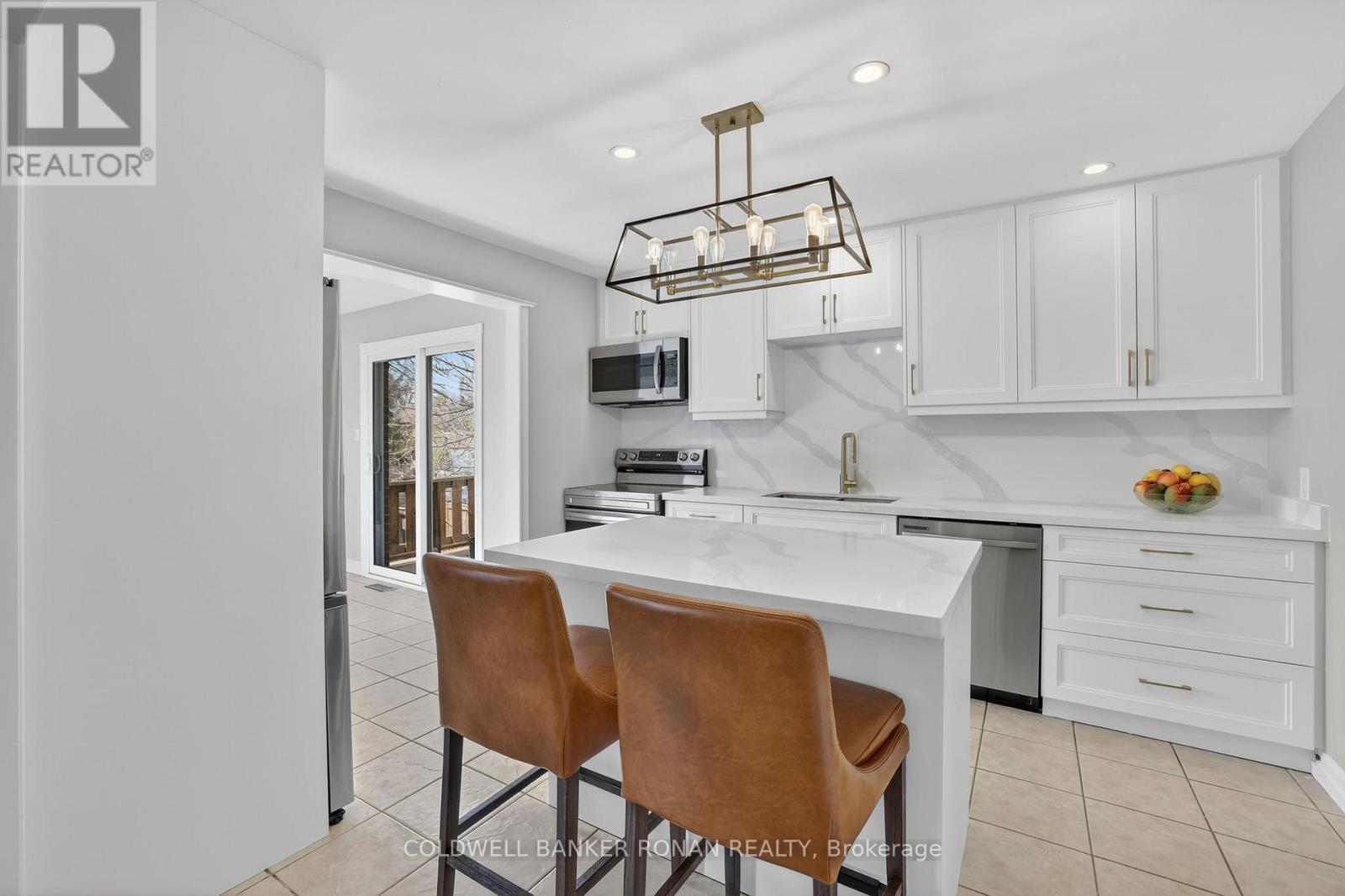 10 CATHERINE STREET - 7