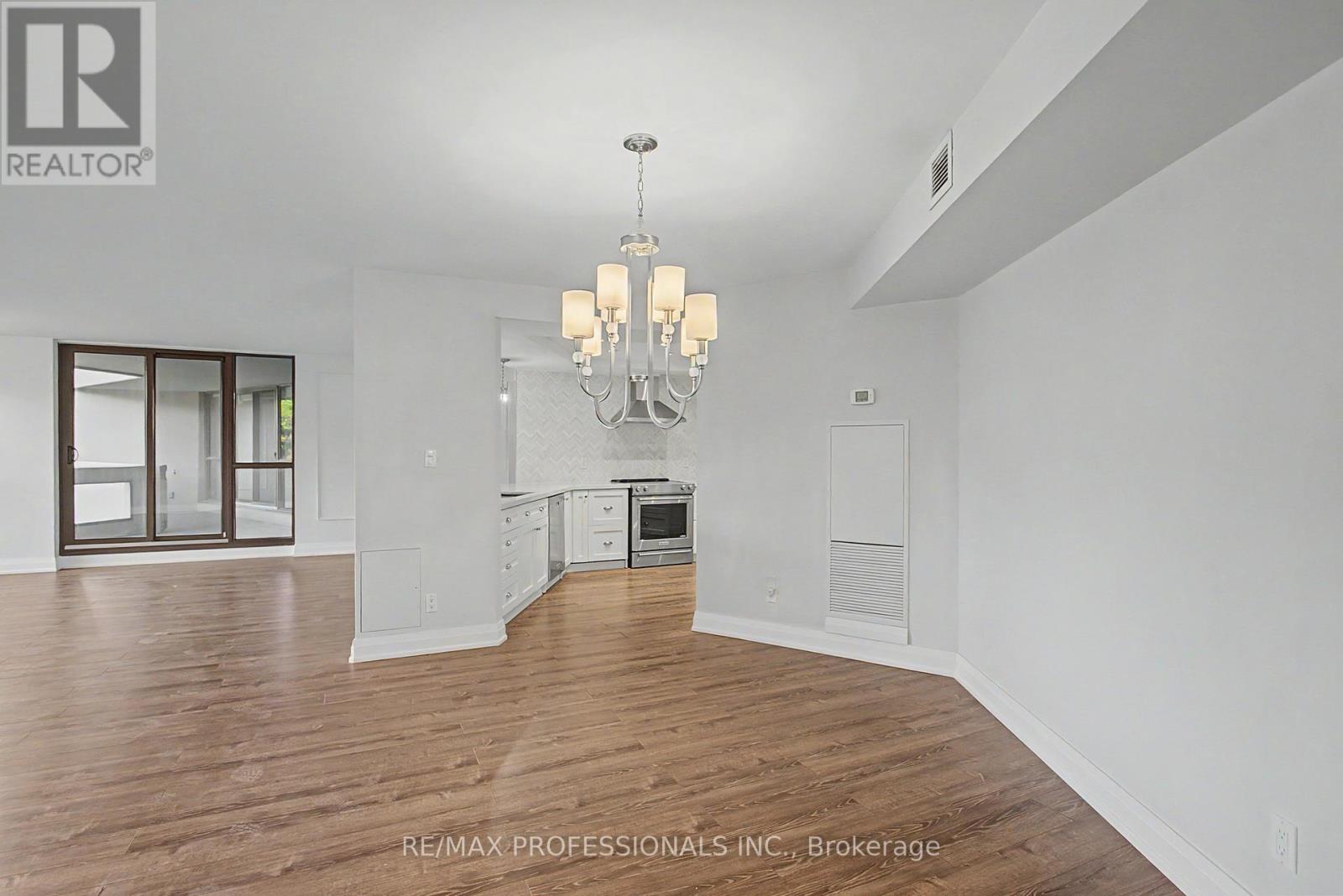 #309 2000 ISLINGTON AVENUE - 21