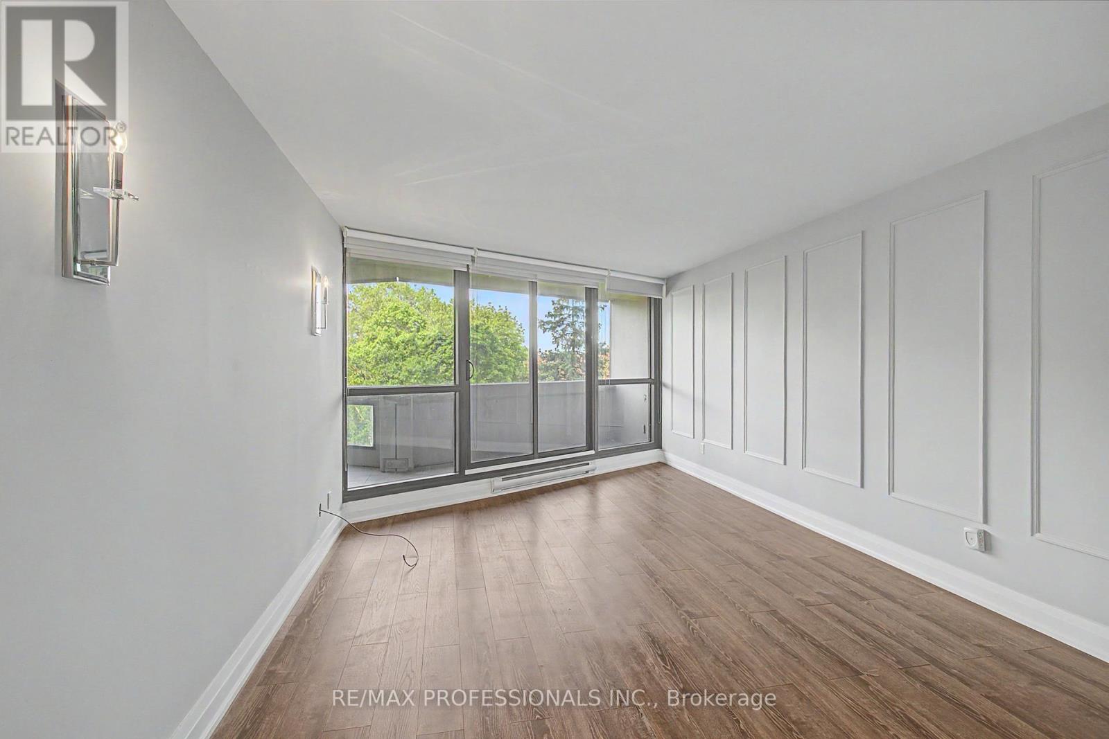 #309 2000 ISLINGTON AVENUE - 32