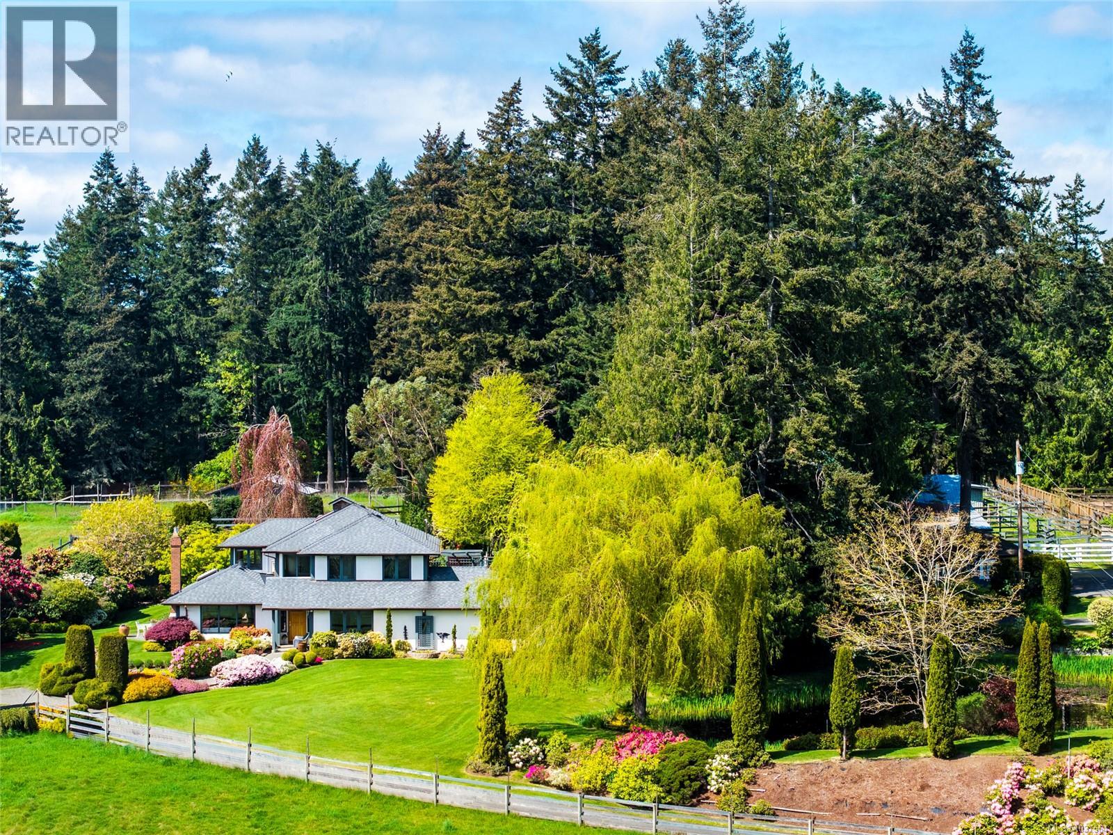 6412 Bryn Rd, Central Saanich