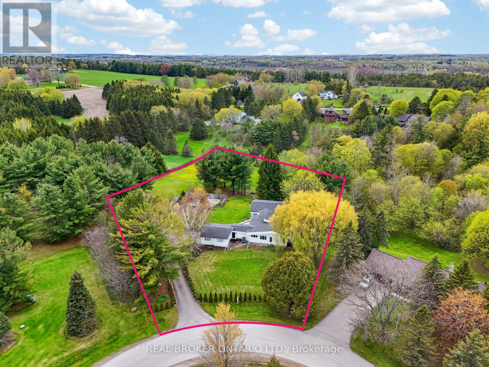 26 ORCHARD COURT - 48
