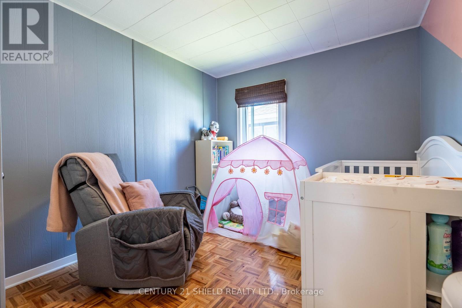 1320 AUBIN AVENUE - 15