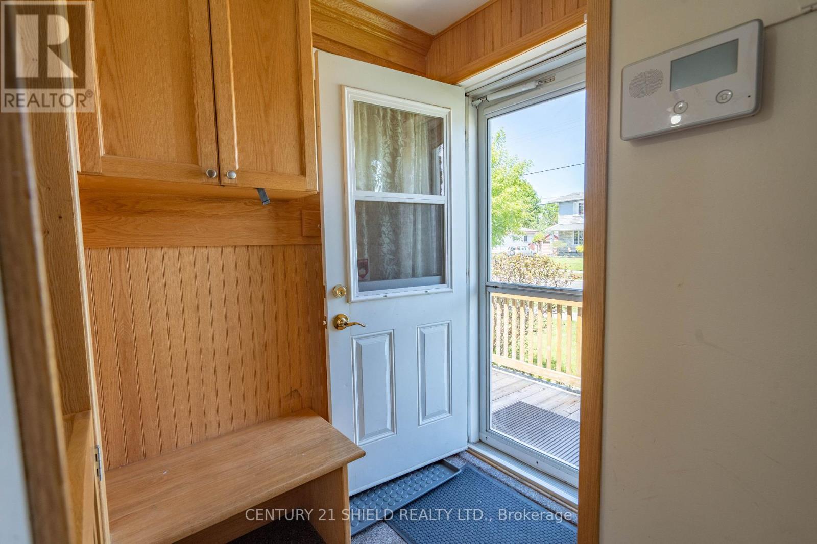 1320 AUBIN AVENUE - Image 2
