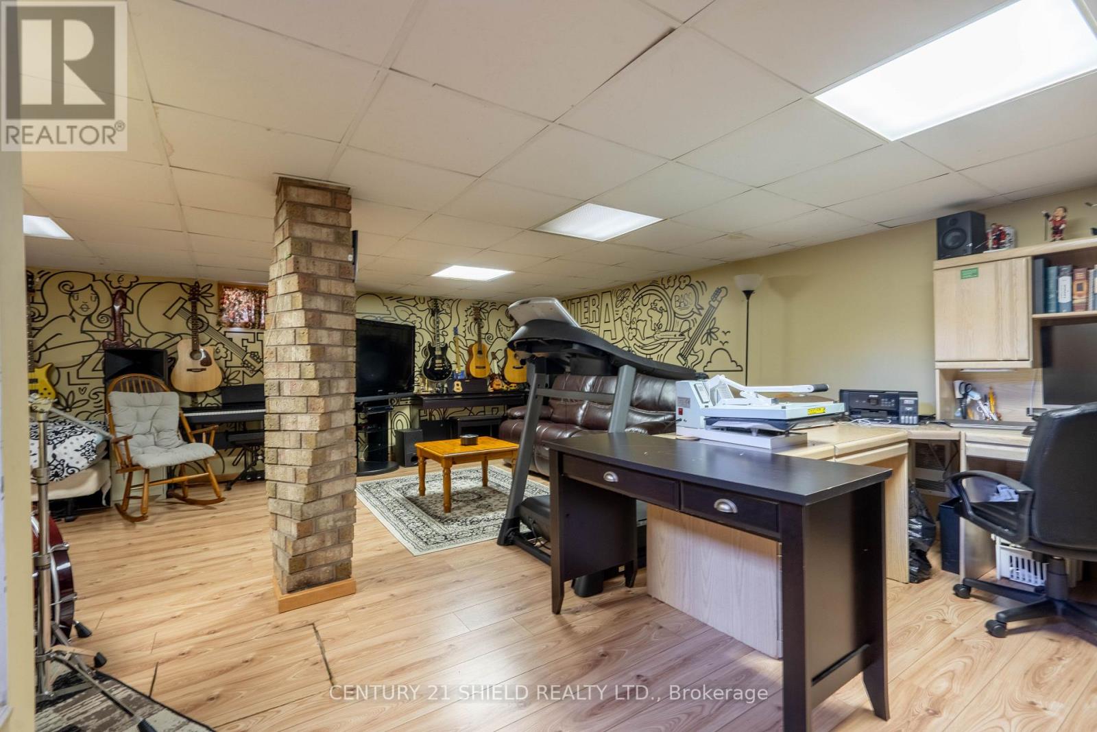 1320 AUBIN AVENUE - 25