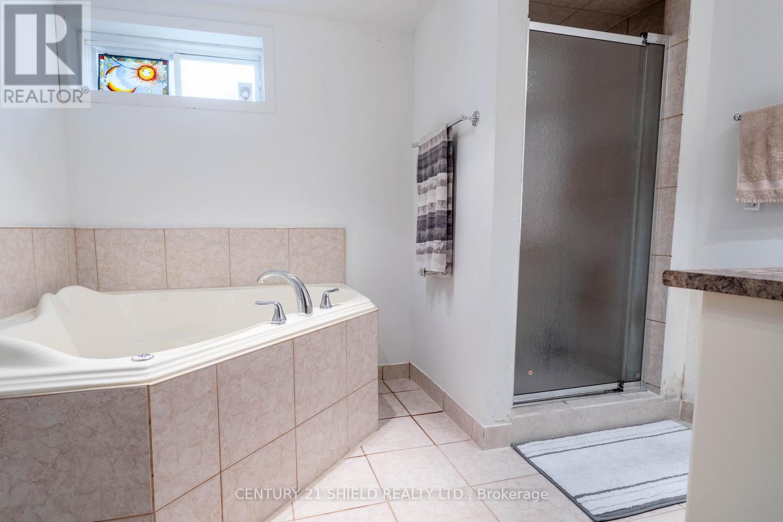 1320 AUBIN AVENUE - 29
