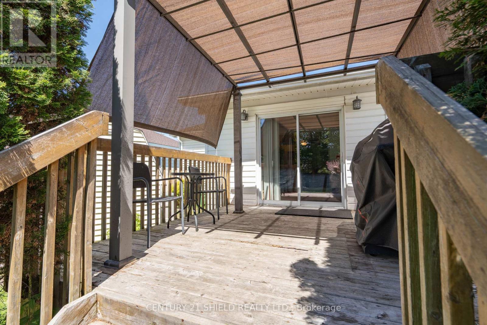 1320 AUBIN AVENUE - 37