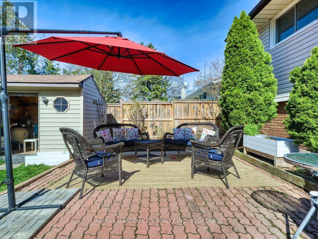 171 LAKESHORE ROAD - 38
