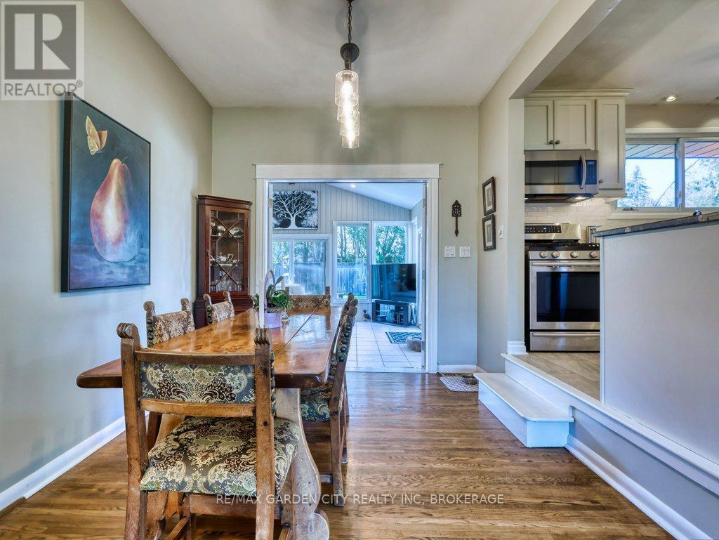 171 LAKESHORE ROAD - 28
