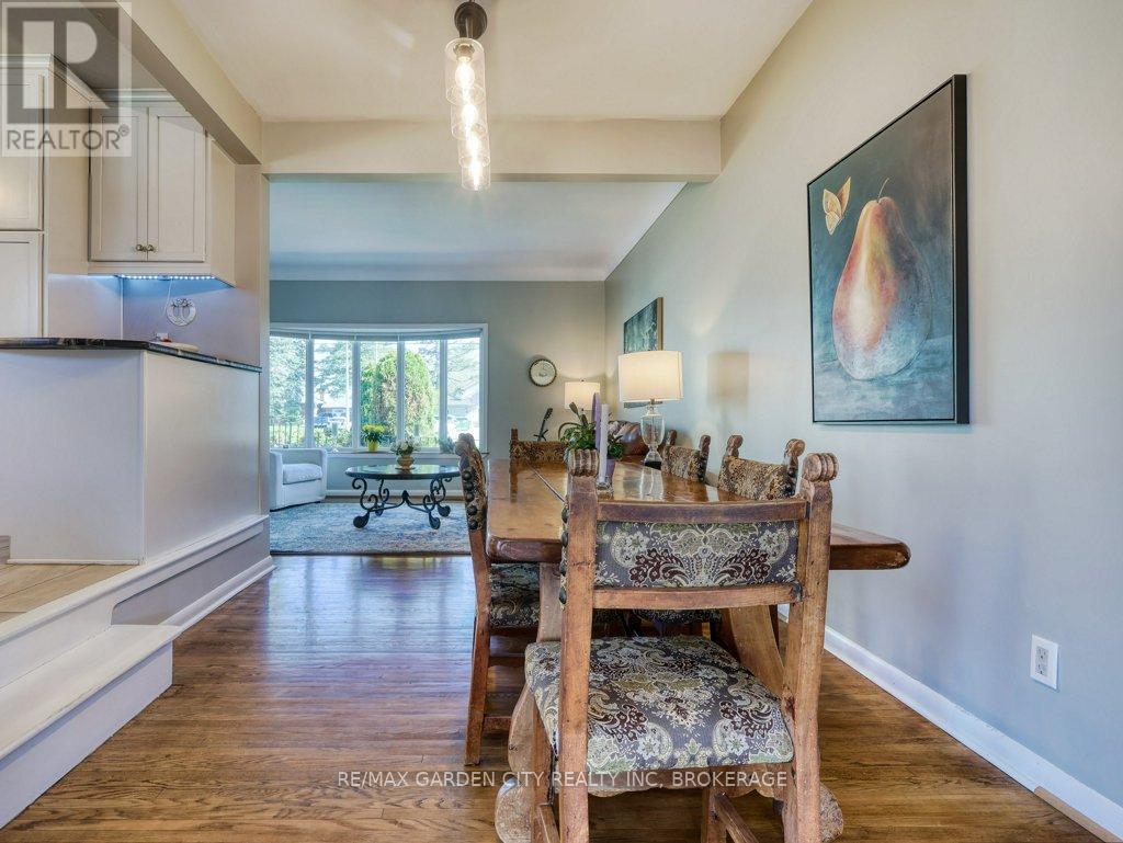 171 LAKESHORE ROAD - 27