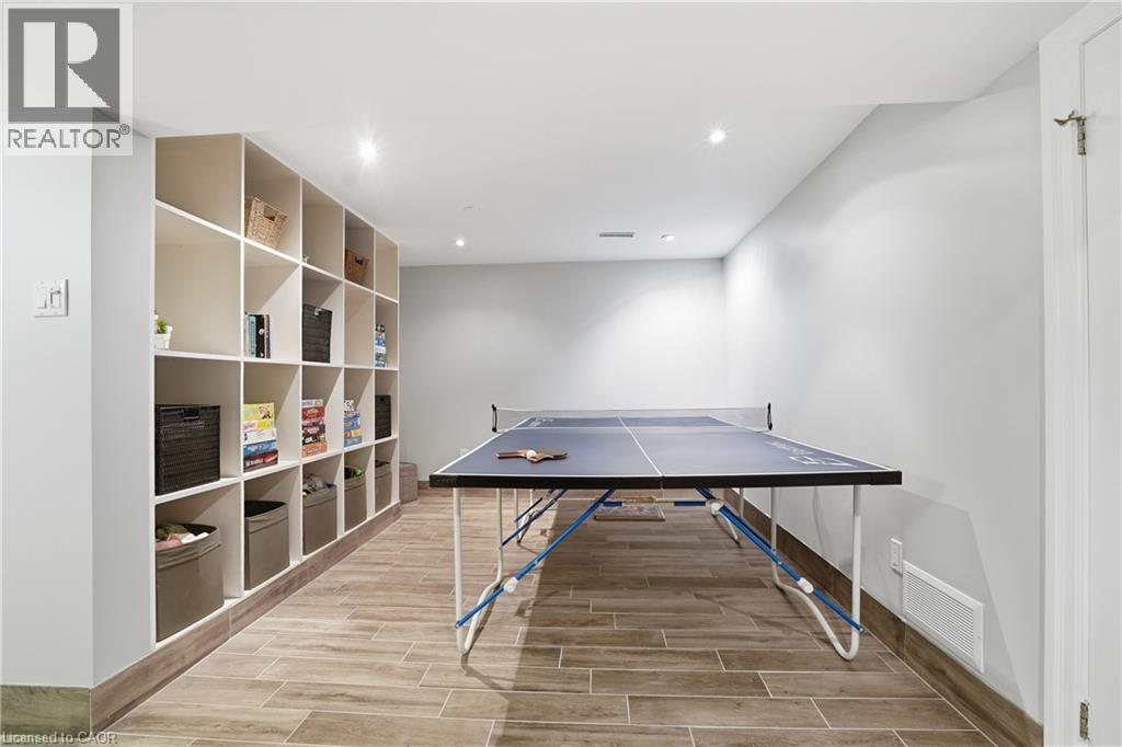 1 OAKMEADOW Place - 27
