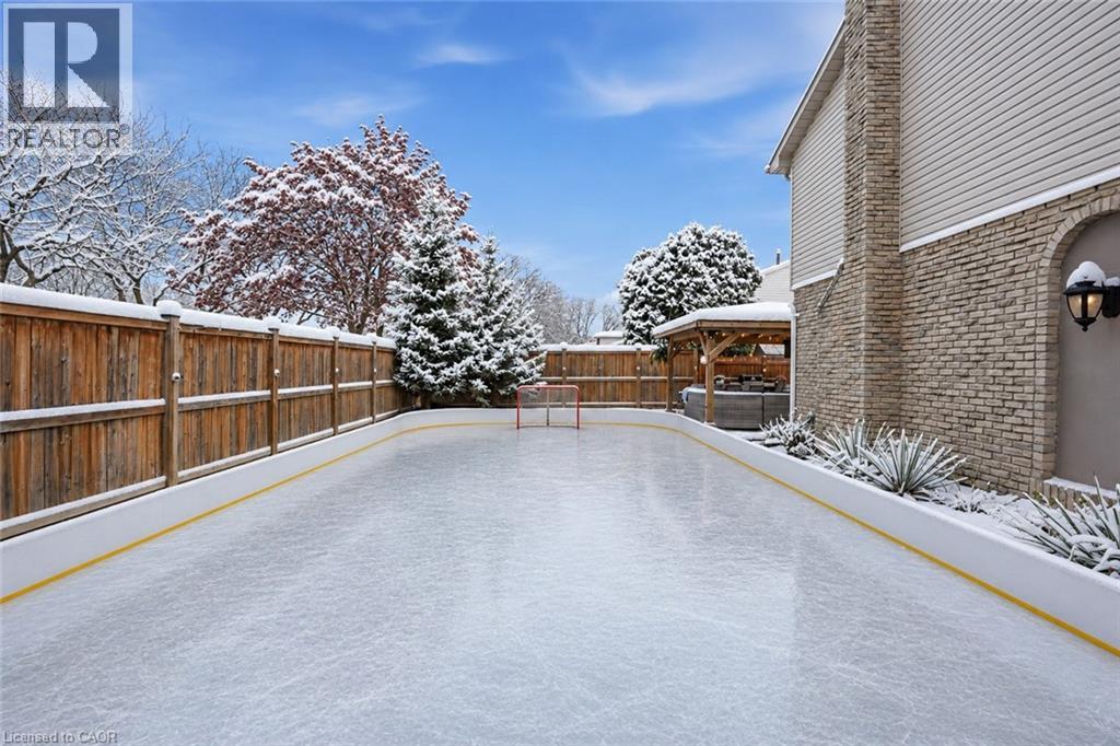 1 OAKMEADOW Place - 38