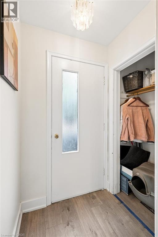786 S STIRLING Avenue S, Kitchener, Ontario, N2M3K3 — Photo 43