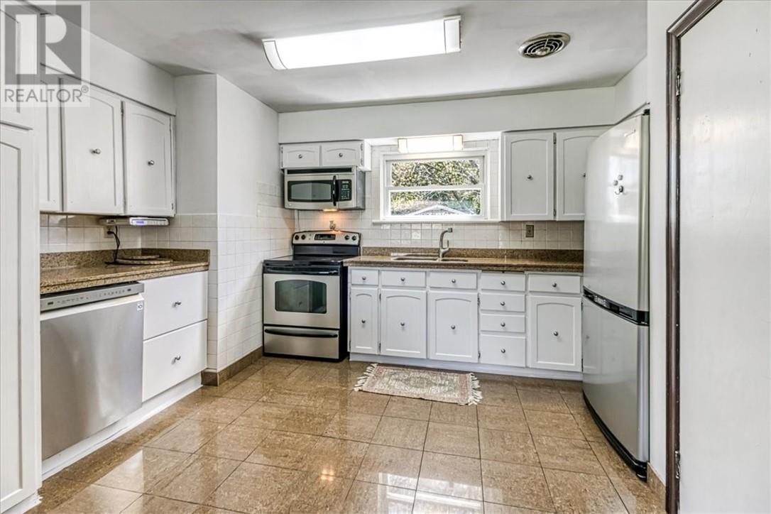 822 Afton Avenue, Sudbury, Ontario, P3A3R9 — Photo 6