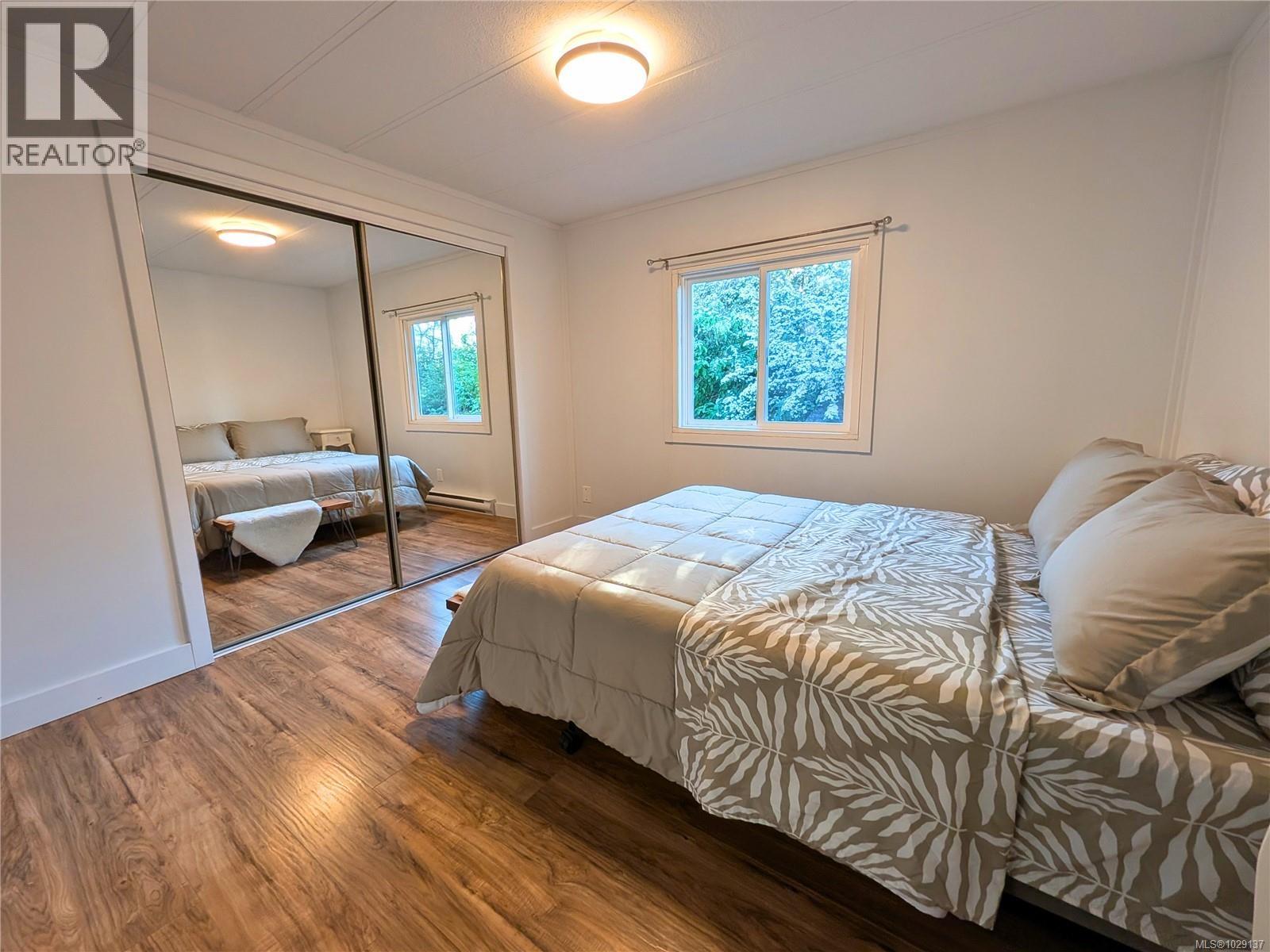 5 70 Cooper Rd, View Royal