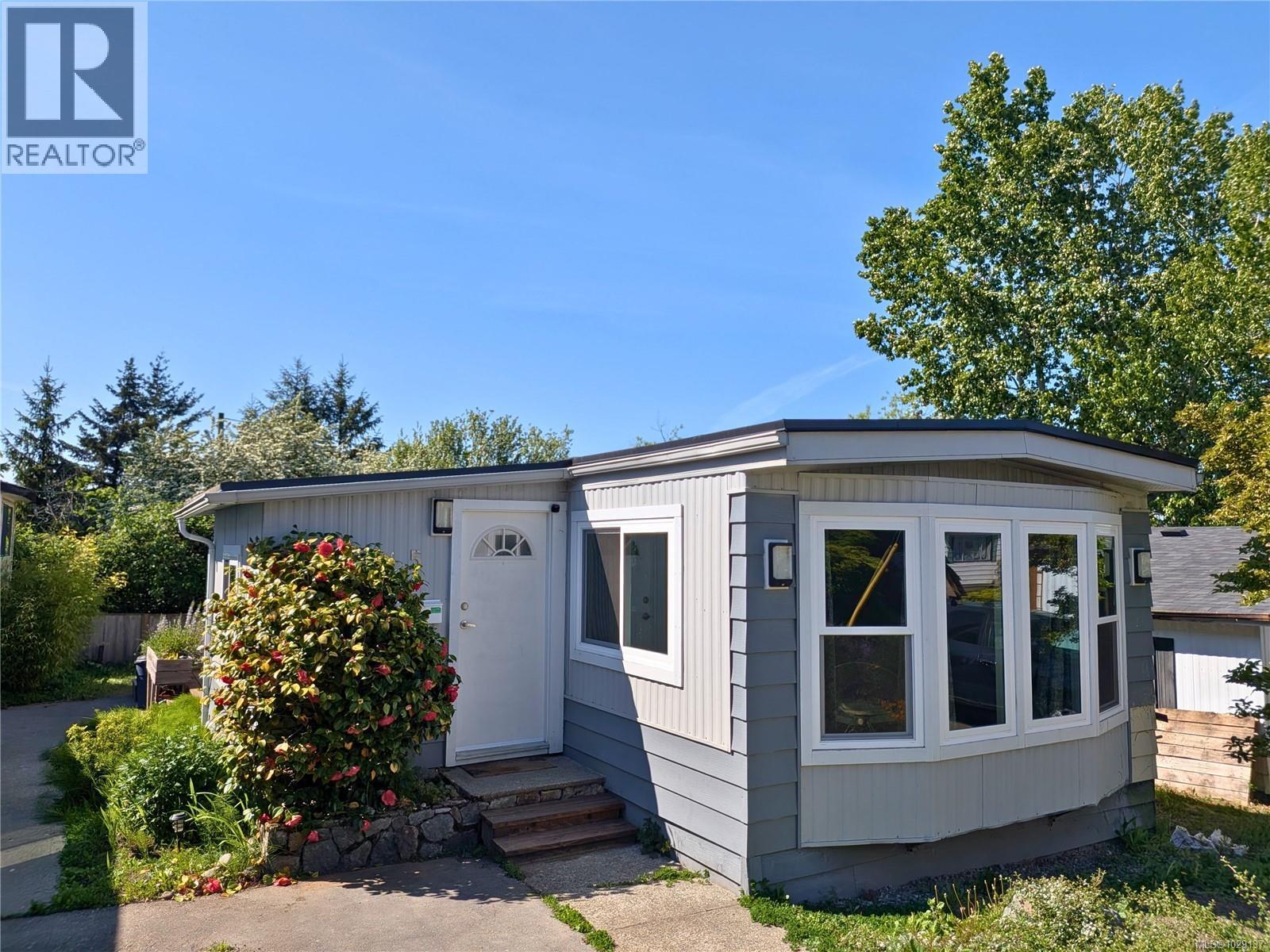 5 70 Cooper Rd, View Royal
